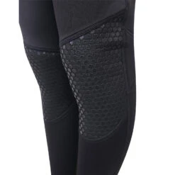 Typhoon Swarm3 Boys 3/2mm Fullsuit Wetsuit - Black/Graphite 7 Typhoon Swarm3 Boys 3/2mm Fullsuit Wetsuit - Black/Graphite -Wetsuit Specialty Shop Typhoon Junior Swarm3 Fullsuit Wetsuit 250987 BLACK 4